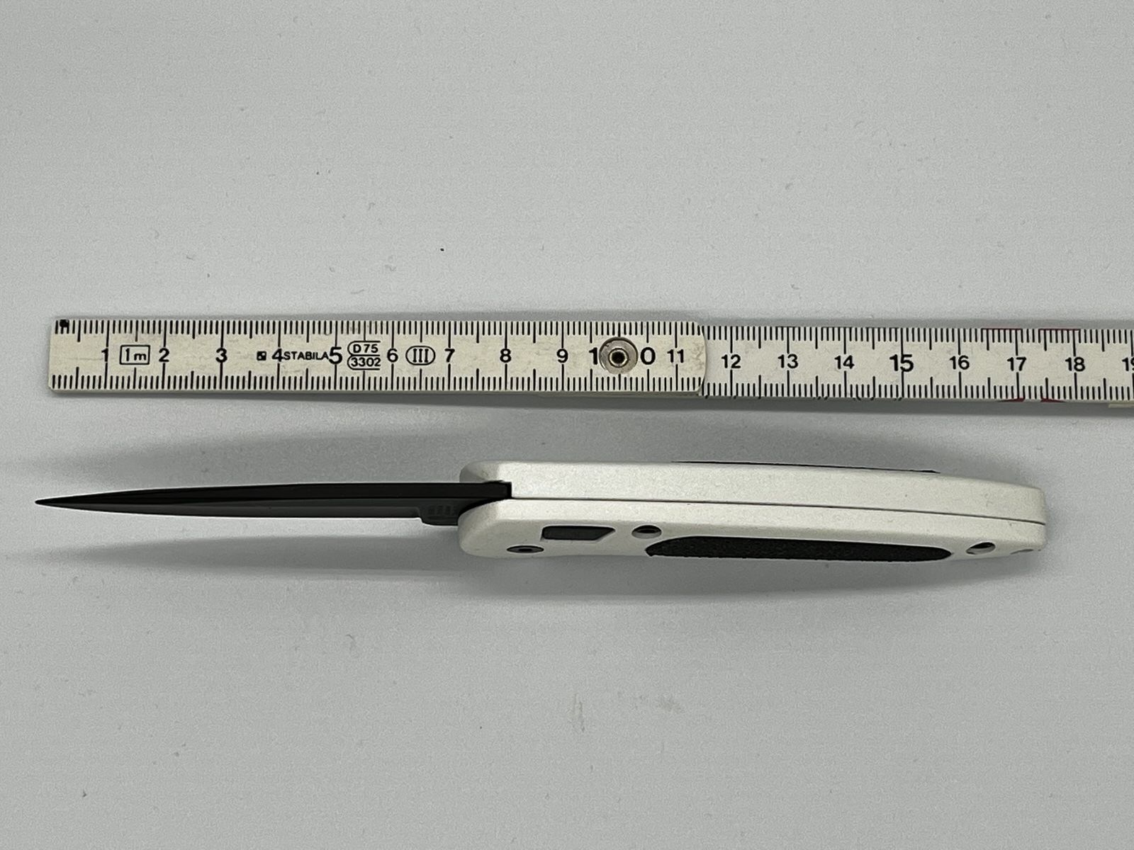 Springmesser Speedlock II weiß mit schwarzen Kratoneinilagen