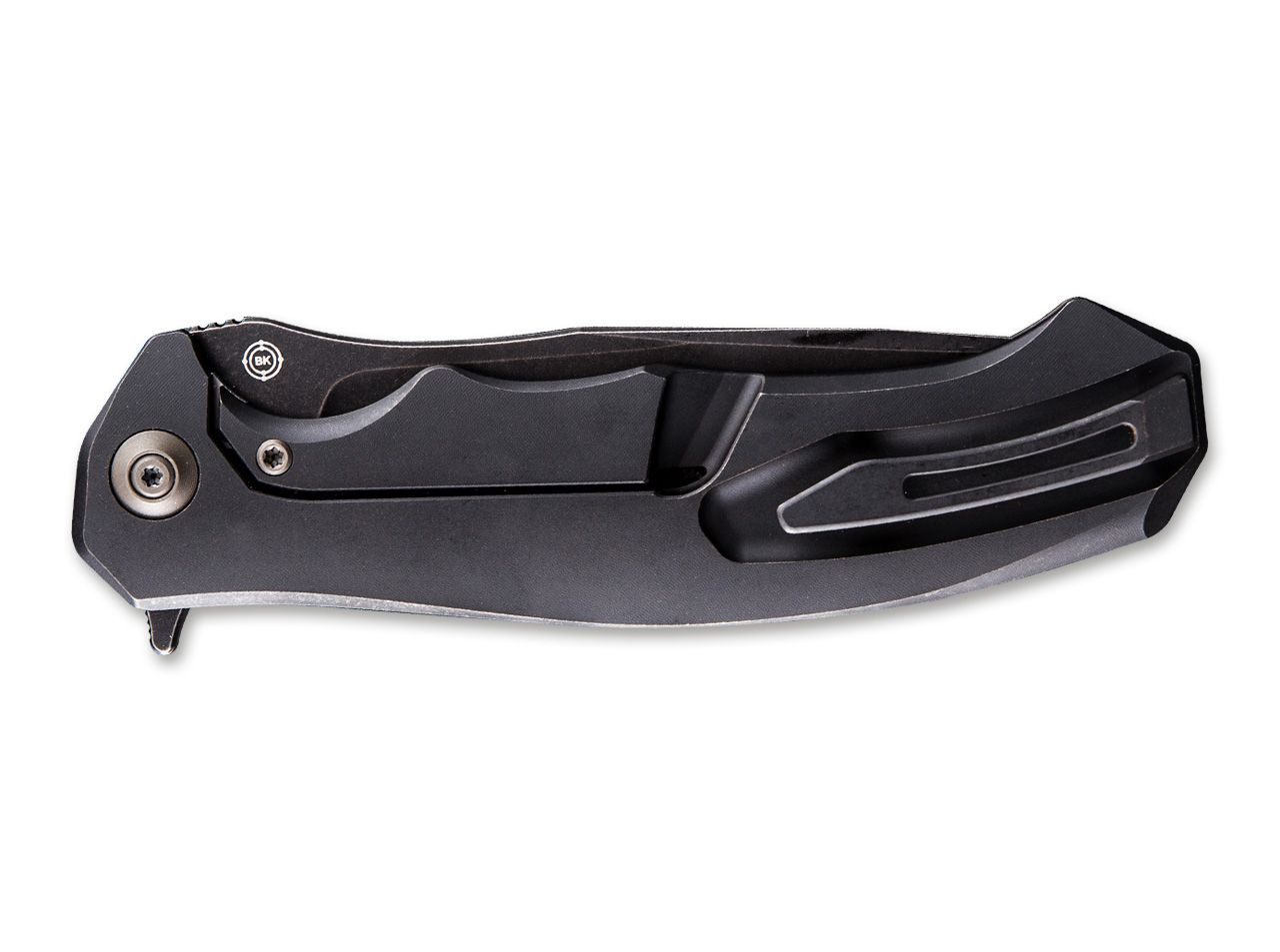 037 All Black